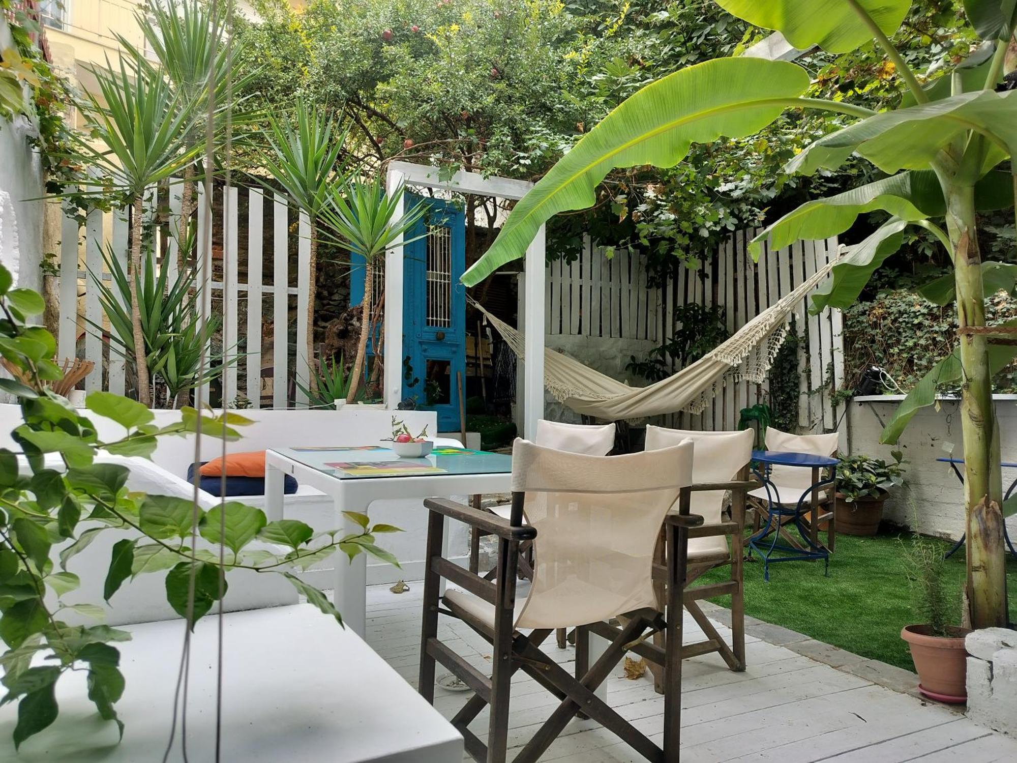 Апартаменты Trykonos Garden - Free Parking - Explore Center By Foot - Close To University & Helexpo Салоники