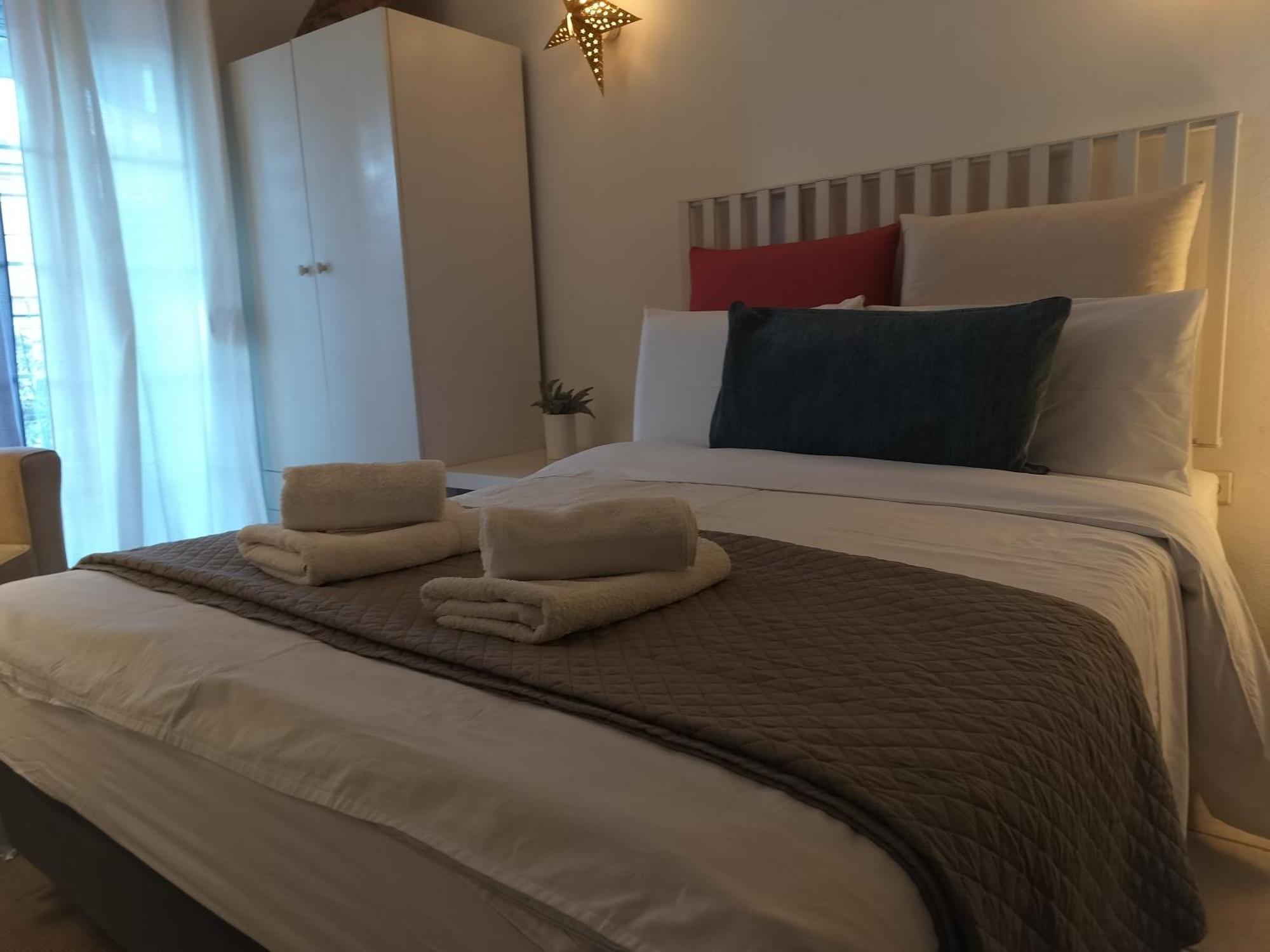 Trykonos Garden - Free Parking - Explore Center By Foot - Close To University & Helexpo